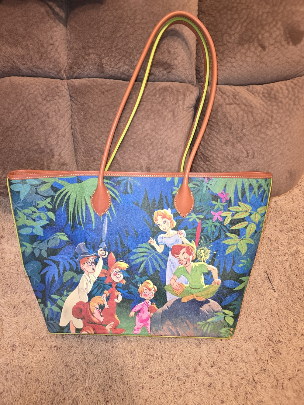 Dooney & Bourke Disney Peter Pan - Picture 2 of 5